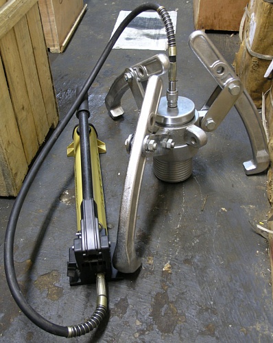 Съемник гидравлический СГ2-50 Съемники гидравлические с выносным насосом фото, изображение